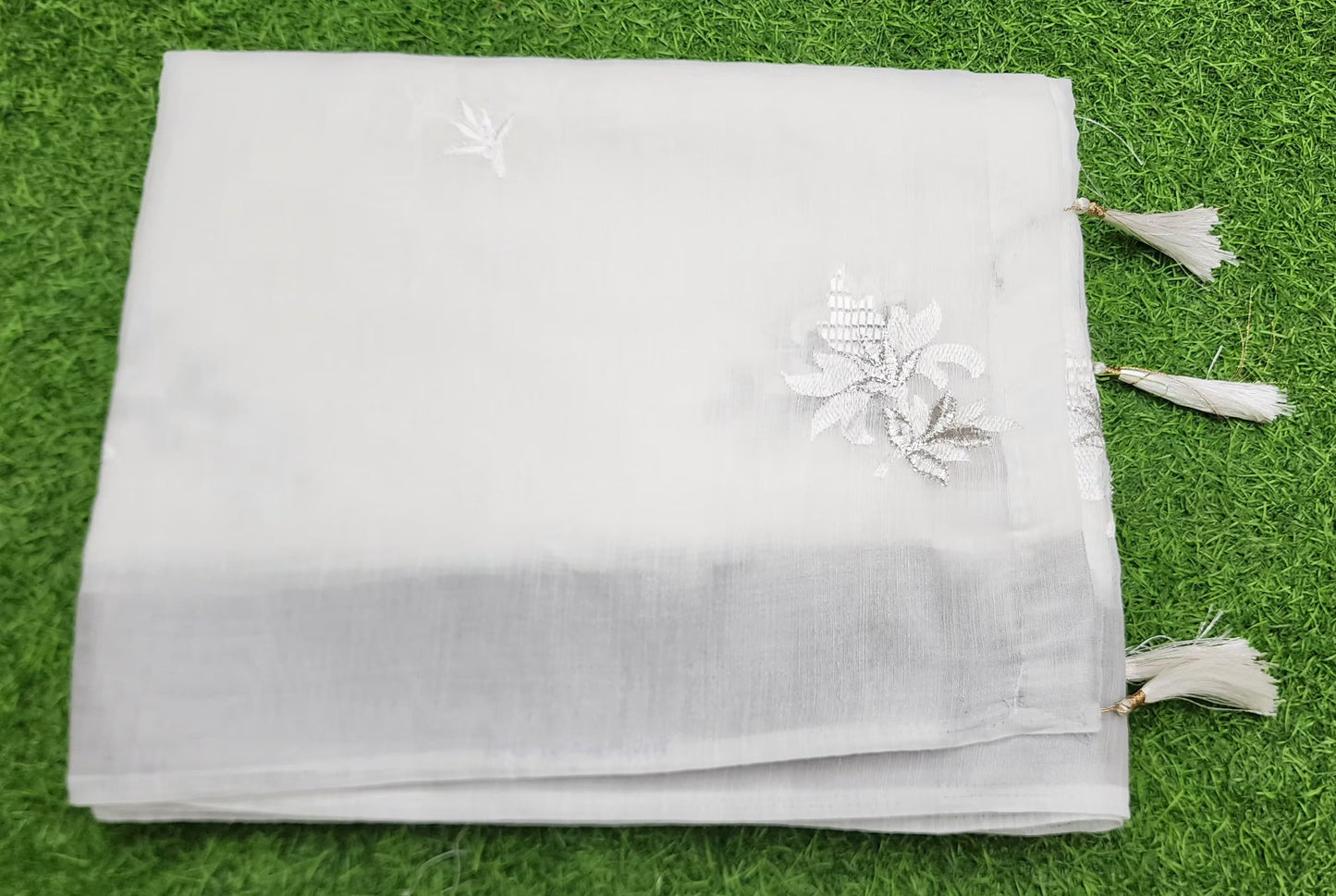 Khaddi cotton Silver Zari Border