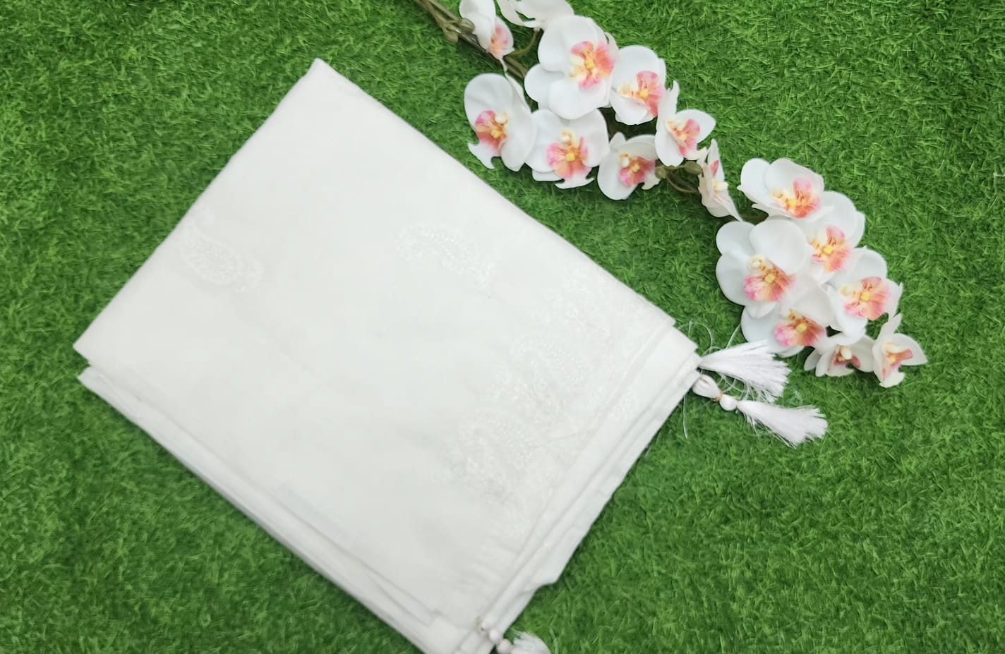 Khaddi Cotton Resham Work