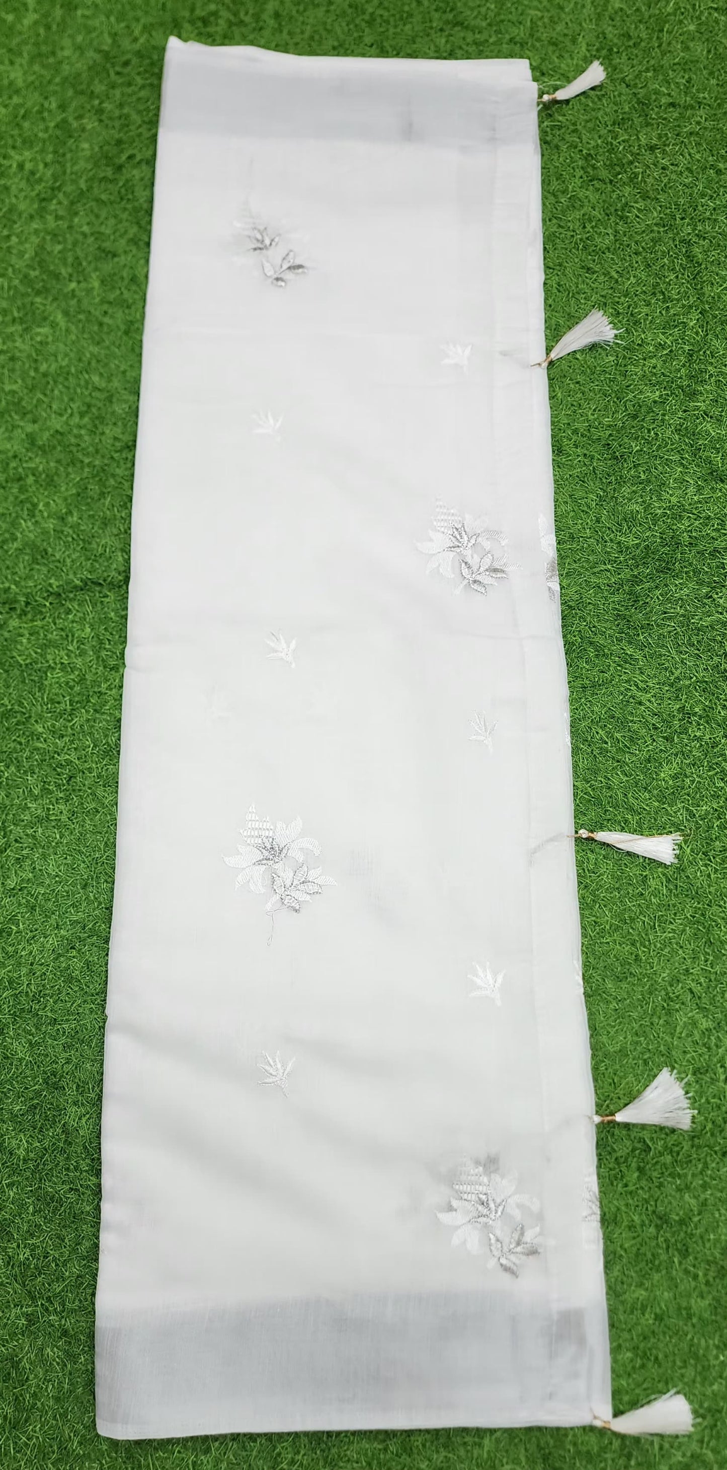 Khaddi cotton Silver Zari Border